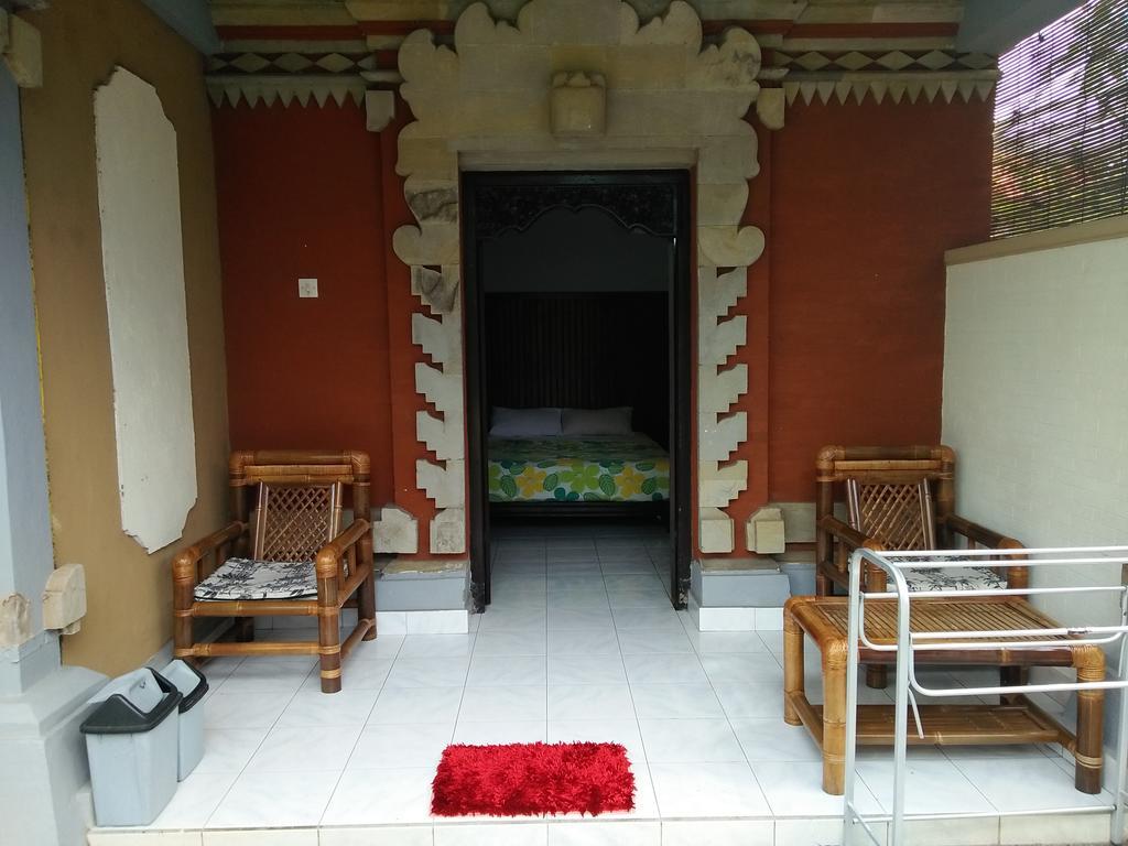 Puri Mandhara Lovina Hotel Bagian luar foto
